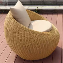 Muatkan imej ke dalam penonton Galeri, Matteo Nordic Rattan Outdoor Furniture Balcony