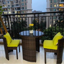 Muatkan imej ke dalam penonton Galeri, Leon Round Glass Top Rattan Compact Balcony Outdoor Furniture