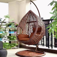 Muatkan imej ke dalam penonton Galeri, Archer Rattan Swing Chair Outdoor Furniture
