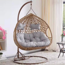 Muatkan imej ke dalam penonton Galeri, Archer Rattan Swing Chair Outdoor Furniture