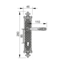 Muatkan imej ke dalam penonton Galeri, MESTRE Exclusive Series Solid Brass Lever Handle On Plate 3650
