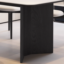 Muatkan imej ke dalam penonton Galeri, Blevins White Black Sintered Stone Dining Table Set
