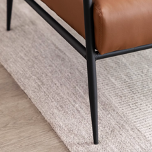 Muatkan imej ke dalam penonton Galeri, Santos Comfy Sofa With Side Table Lounge Set
