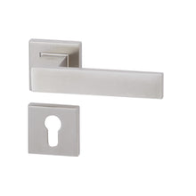 Muatkan imej ke dalam penonton Galeri, DUFIX Stainless Steel Semi Solid Designer Lever Handle On Square Rose SUS 304 DX 824
