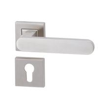 Muatkan imej ke dalam penonton Galeri, DUFIX Stainless Steel Semi Solid Designer Lever Handle On Square Rose SUS 304 DX 826
