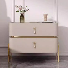 将图片加载到图库查看器，Chloe Celebrity Luxury Bedside Table
