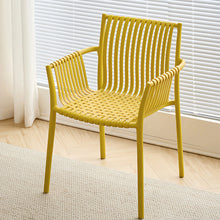 Muatkan imej ke dalam penonton Galeri, Potts Rattan Outdoor Trend Stackable Chair
