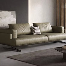 Muatkan imej ke dalam penonton Galeri, Fitzgerald Italian Designer Luxury Wide Seat Cowhide Leather Sofa
