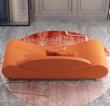 将图片加载到图库查看器，Moshe Guesthouse Luxury Curve Shaped Sofa
