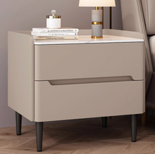 将图片加载到图库查看器，Lynch Solid Wood Minimalist Bedside Table
