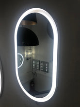 Muatkan imej ke dalam penonton Galeri, DESS Mirror Light - Model: 30023
