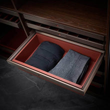 Load image into Gallery viewer, GOGGES Leather Storage Basket

